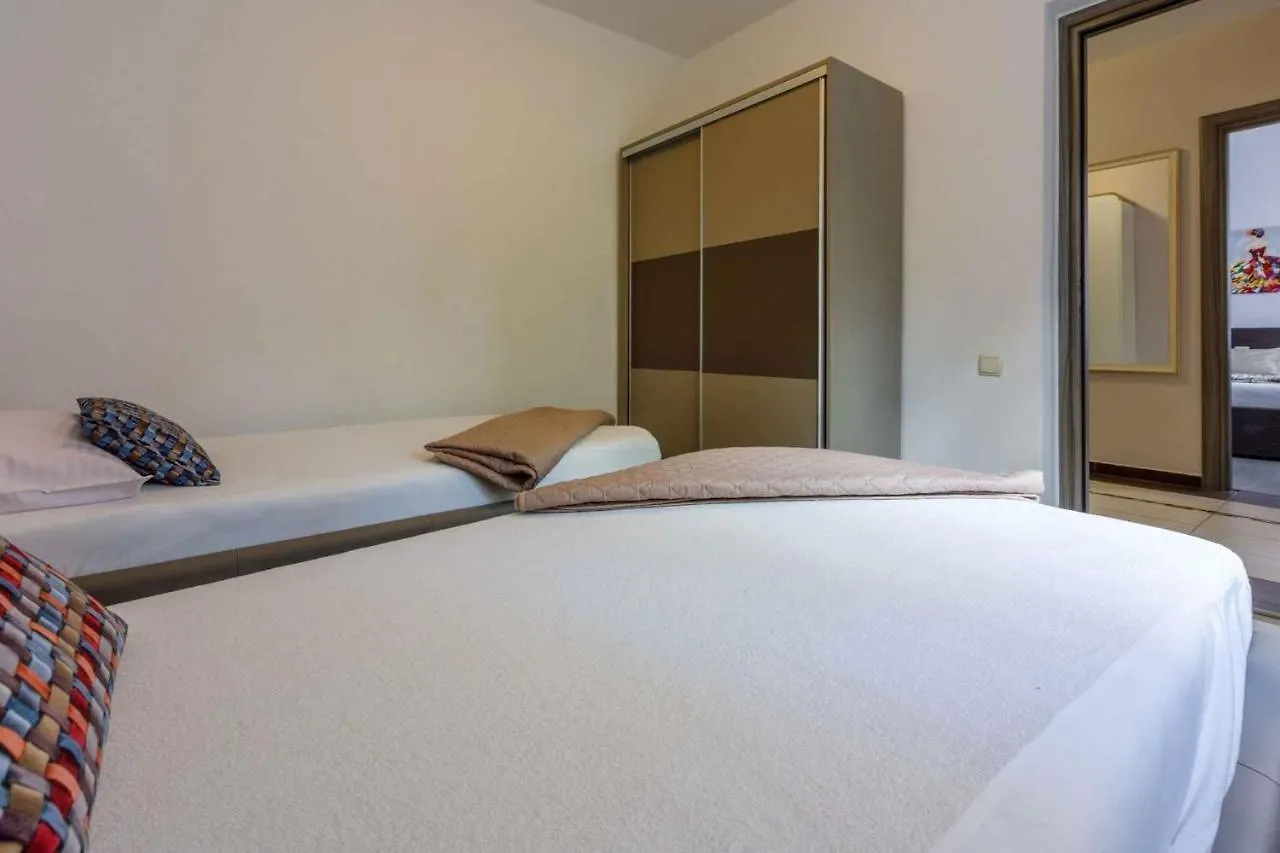 Apartment In Crikvenica 14108 Chorvatsko