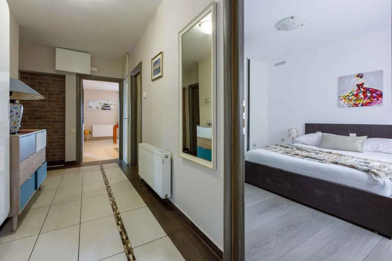 Apartment In Crikvenica 14108
