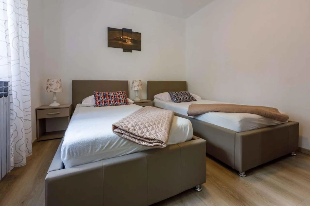 Apartment In Crikvenica 14108 Chorvatsko